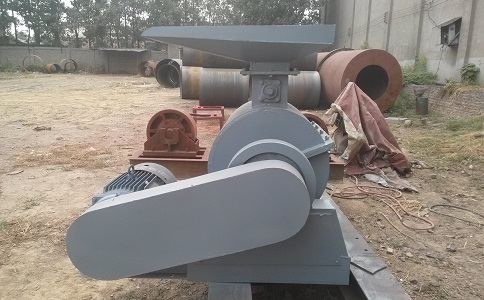 尿素破碎机 尿素破碎机