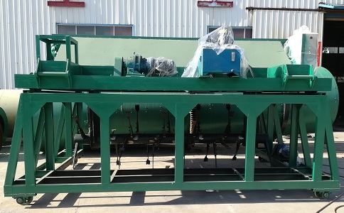 鸡粪处理设备翻堆机 鸡粪处理设备翻堆机